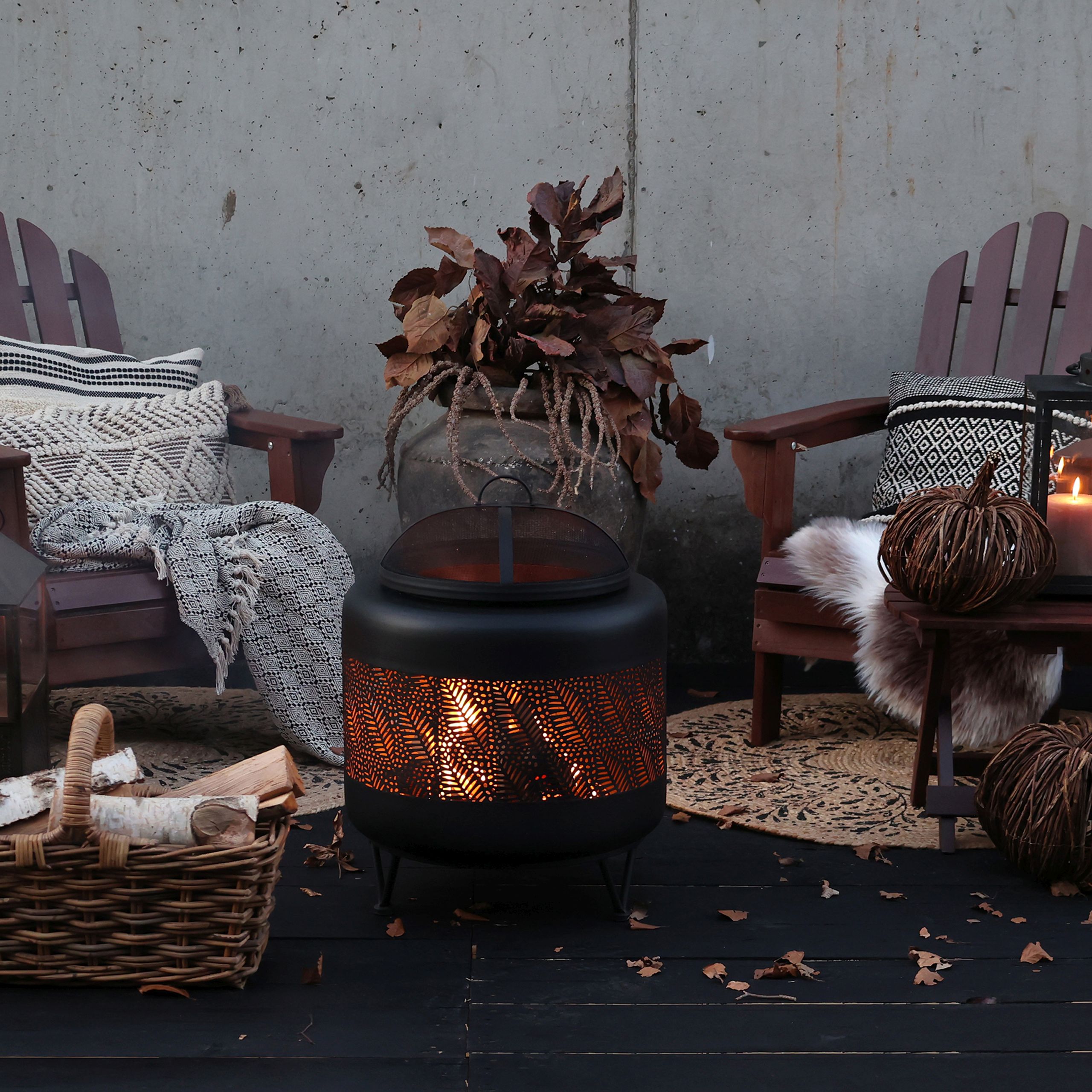 Feuerstelle Outdoorofen Feuerofen Kaminofen Metall Lochstahl