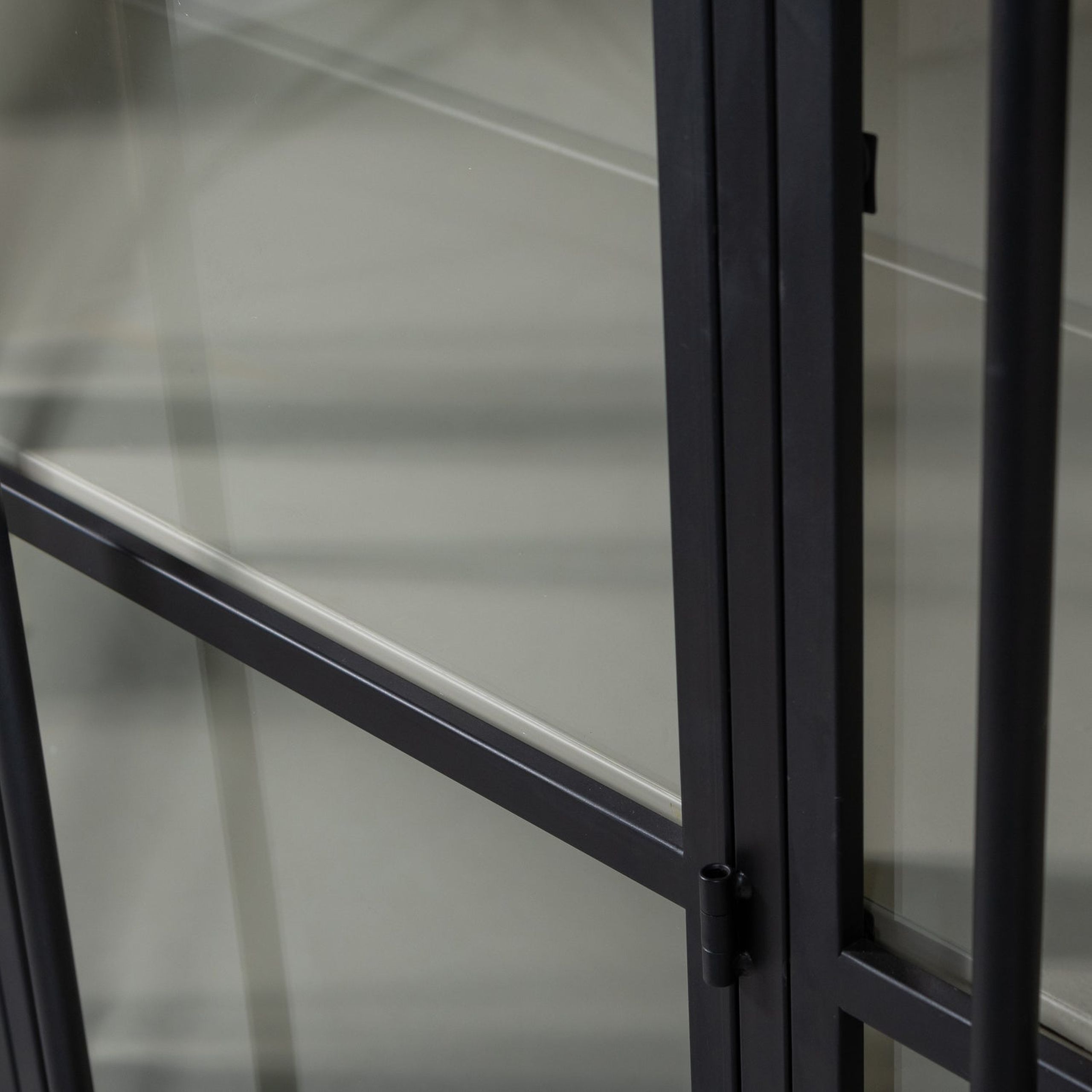Vitrine Metallschrank Exhibit XL 3-türig Industrial Metall Glas Schwarz