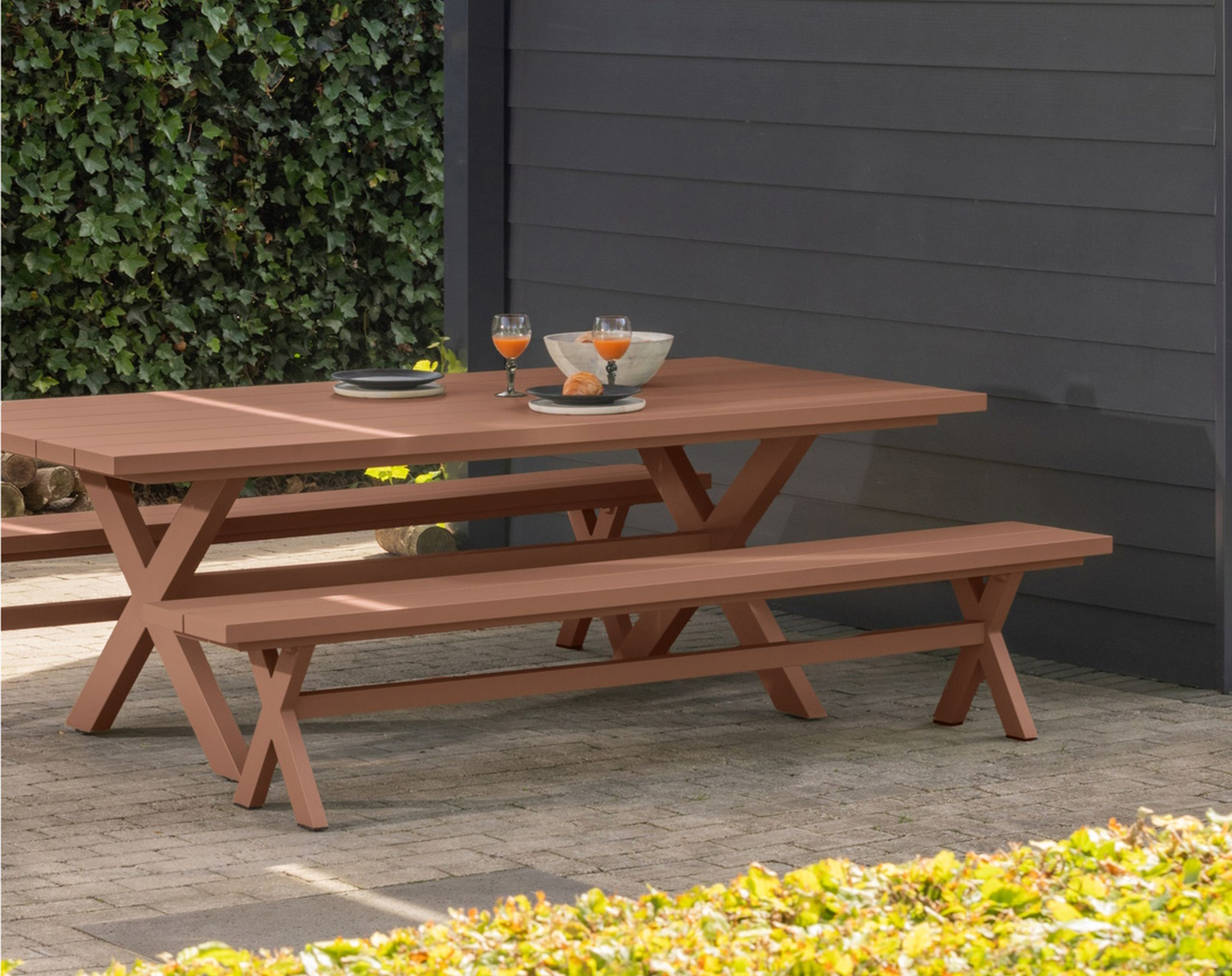 Outdoor Gartentisch und Bank Delta Aluminium 220 Sand Oder Rot » Modell