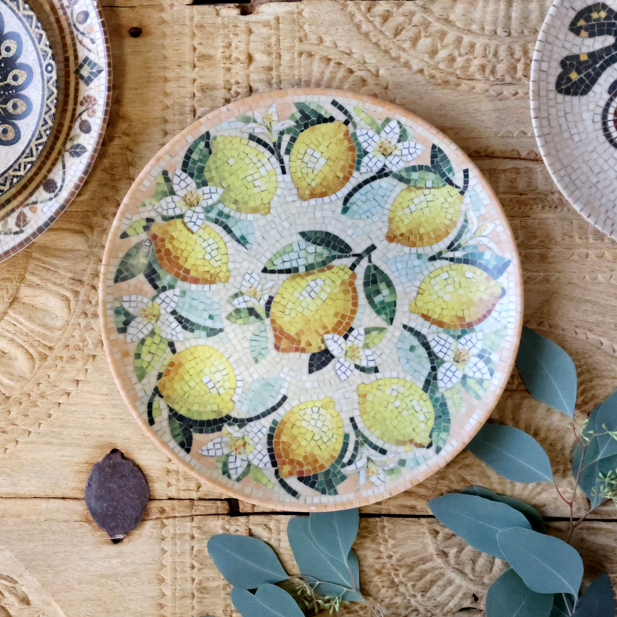 Mediterranes Mosaik Tablett Teller Steingut Chartres Zitronen 2