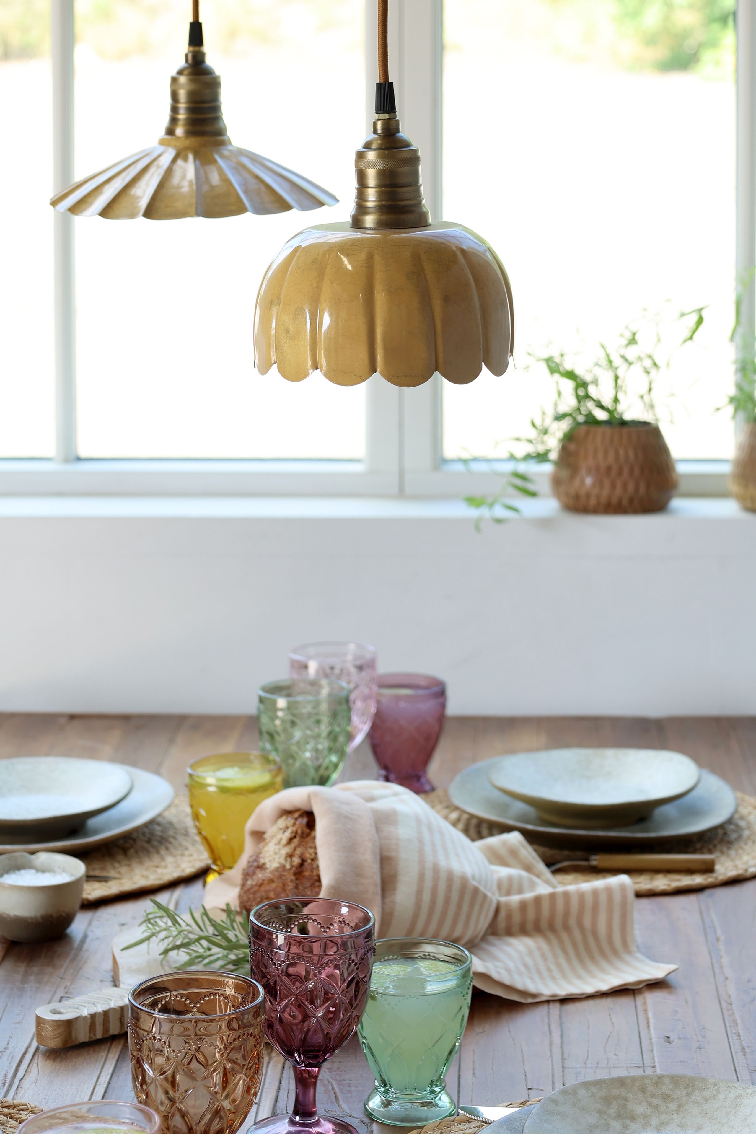 Vintage Hängelampe Lunel Emaille Mellow Messingfassung Modell 2