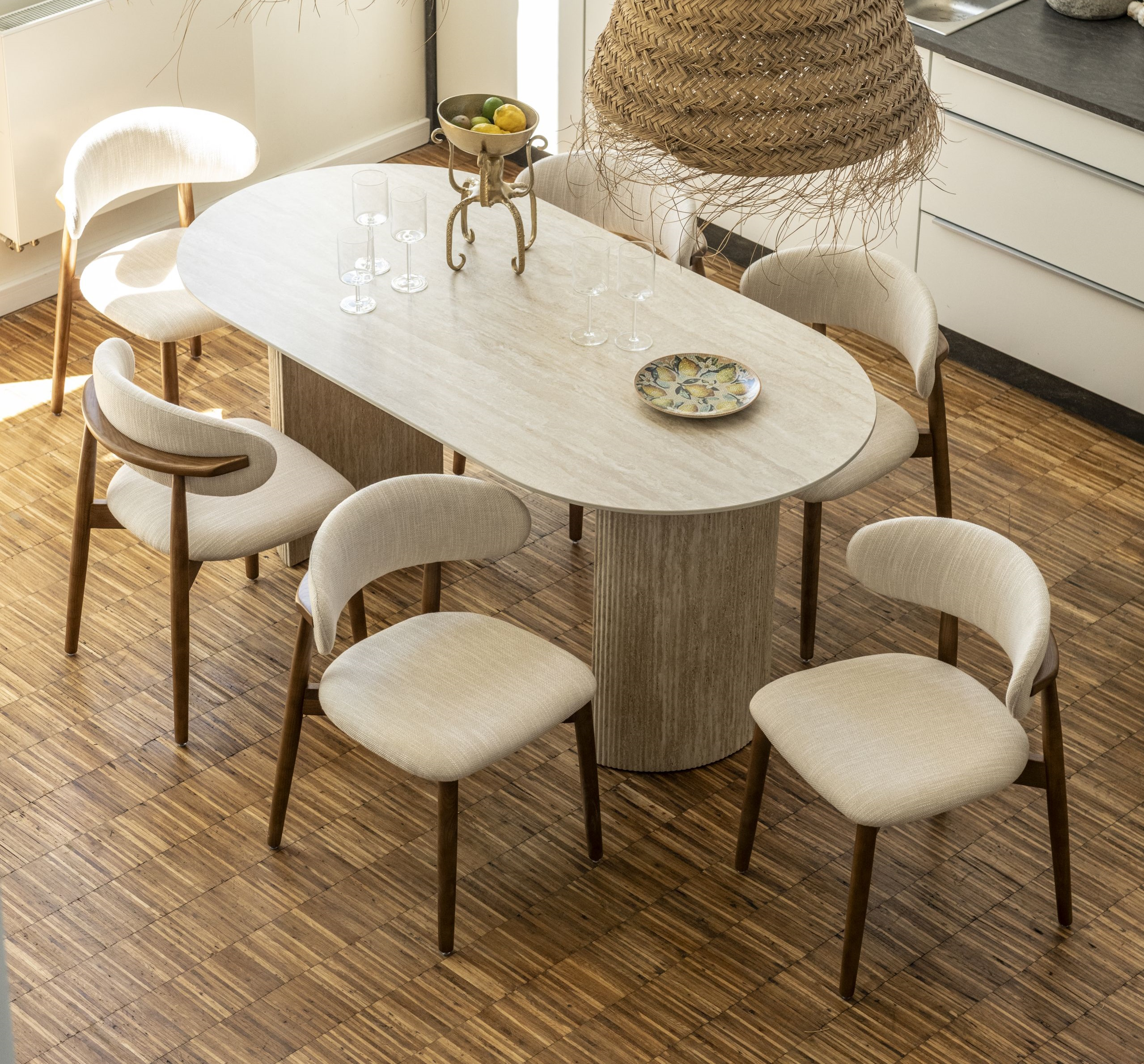 Essgruppe Travertin Tisch Arch 180 4 6 St hle Linea Montiert Essgruppe Travertin Tisch Arch 180 4 6 St hle Linea Montiert