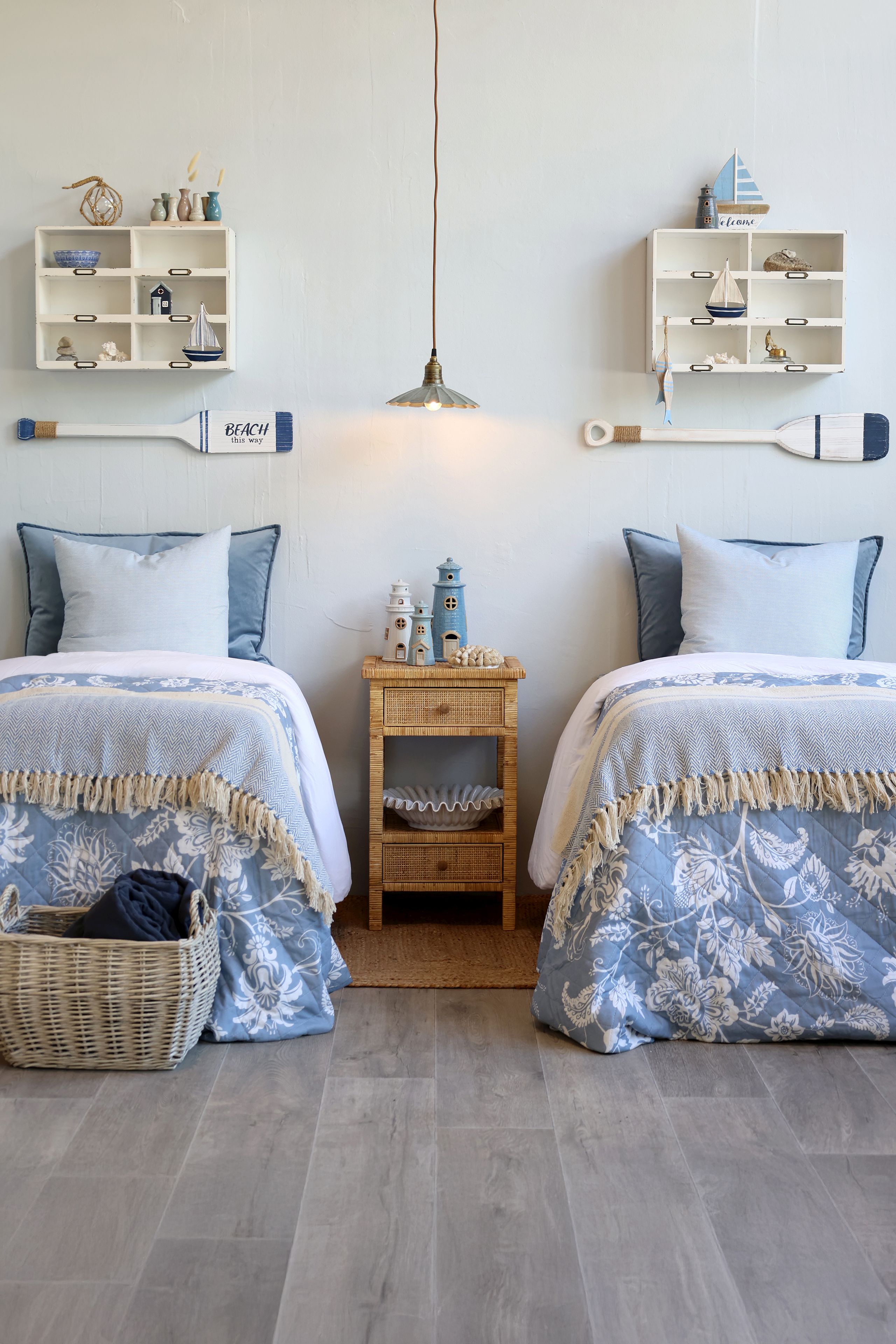 Vintage Wandregal Marina Landhaus 6 Fächer Used-Look