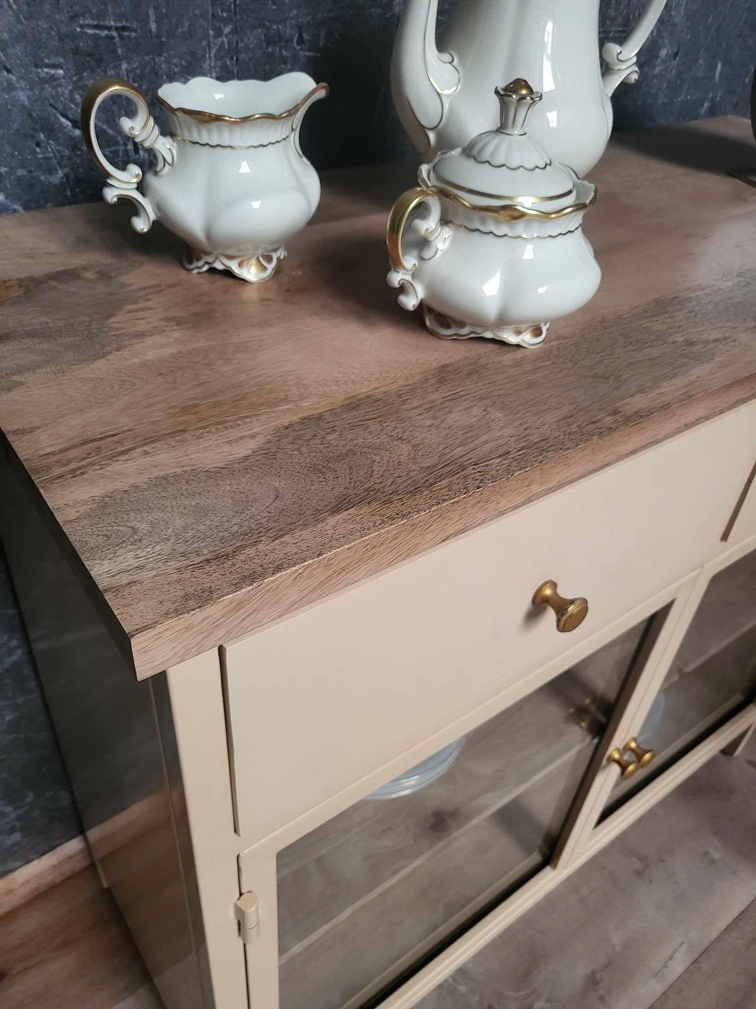 Landhaus Sideboard Vintage 2türig Provence Metall Holz Champagner Landhaus Sideboard Vintage 2türig Provence Metall Holz Champagner