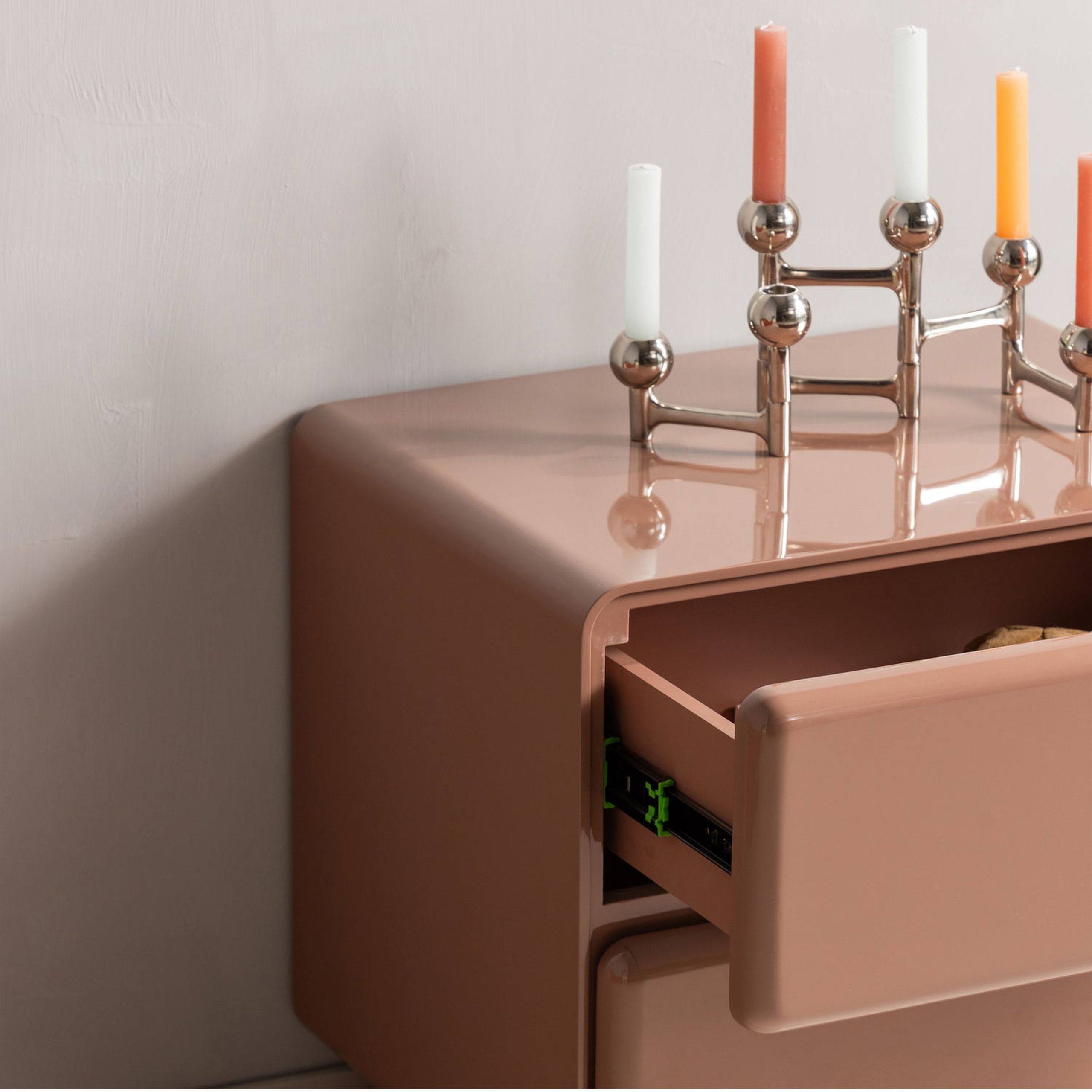 Retro Nachttisch Lustra Hochglanz-Finish Altrosa