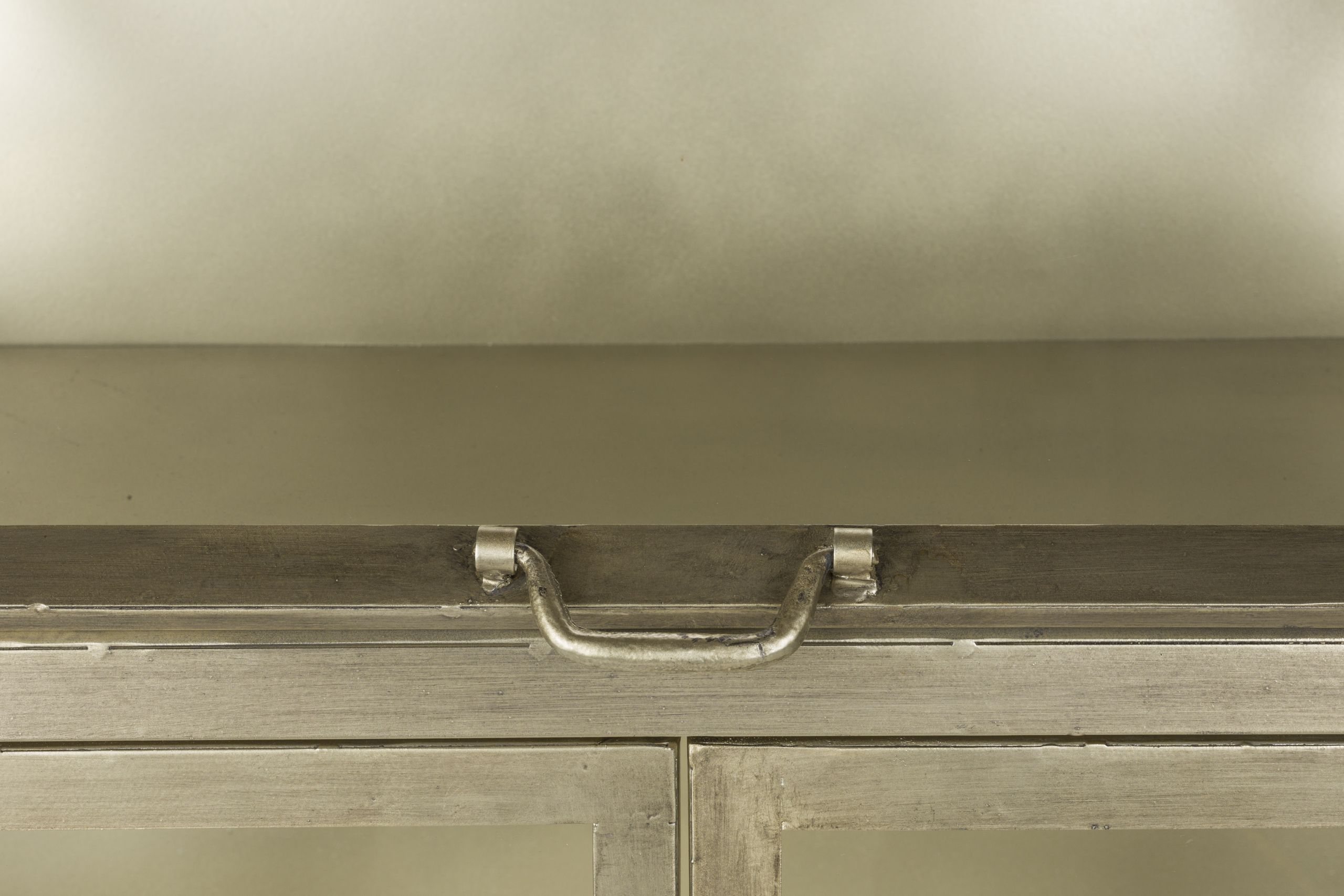 Industrial Vitrine Showcase Monviso Metall Glas Gold