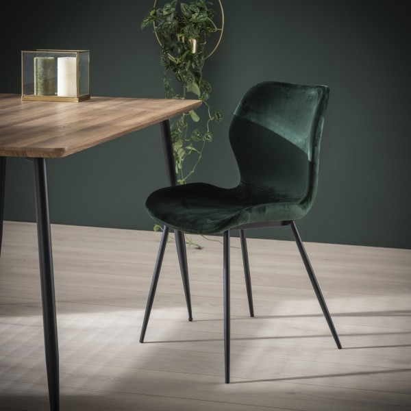 Essgruppe Baumkante Massiv Palu 130 + 4 Stühle Velvet Samt Grün