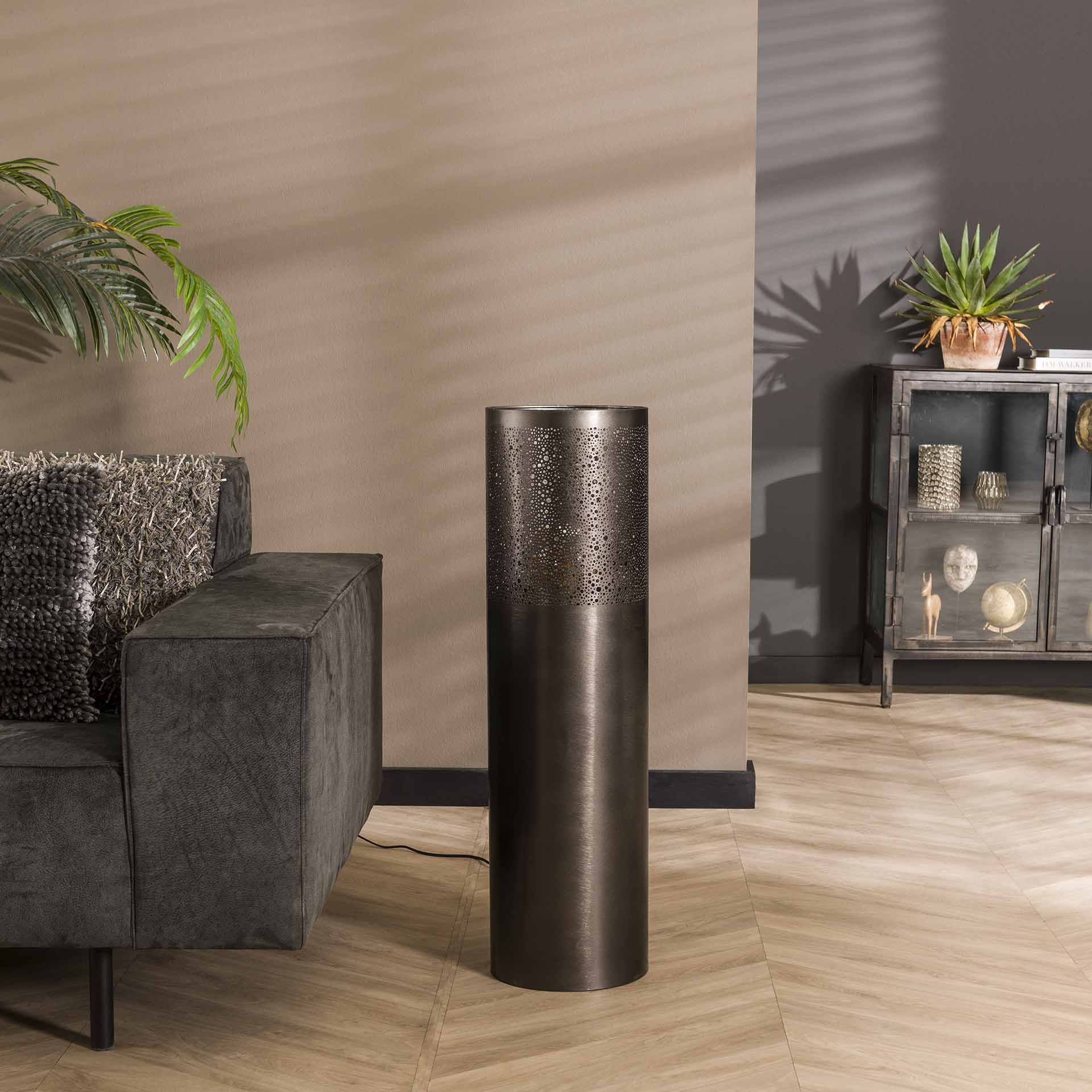 Stehlampe Industrial Zylinder Schwarz Nickel in drei Größen