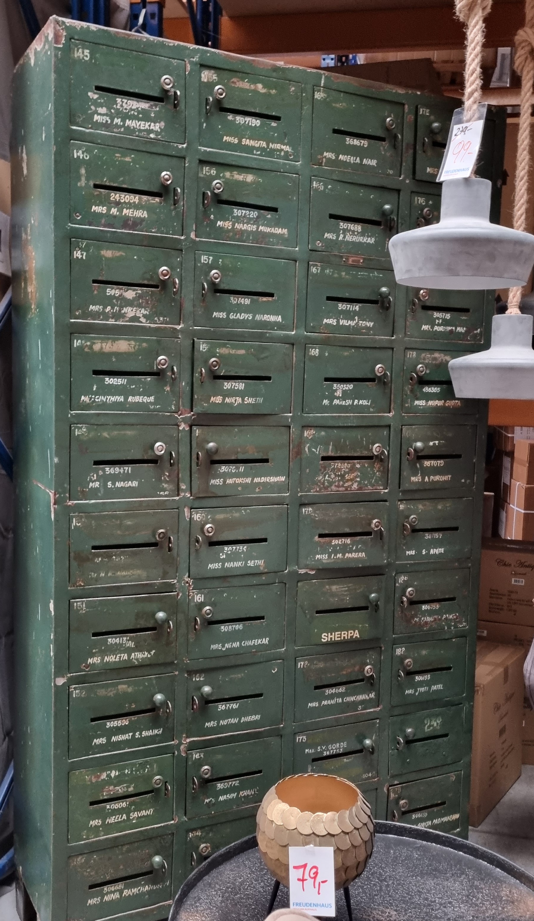 Factory Industrial Spind Metallschrank alter Briefkasten 40 Fächer Dunkelgrün 
