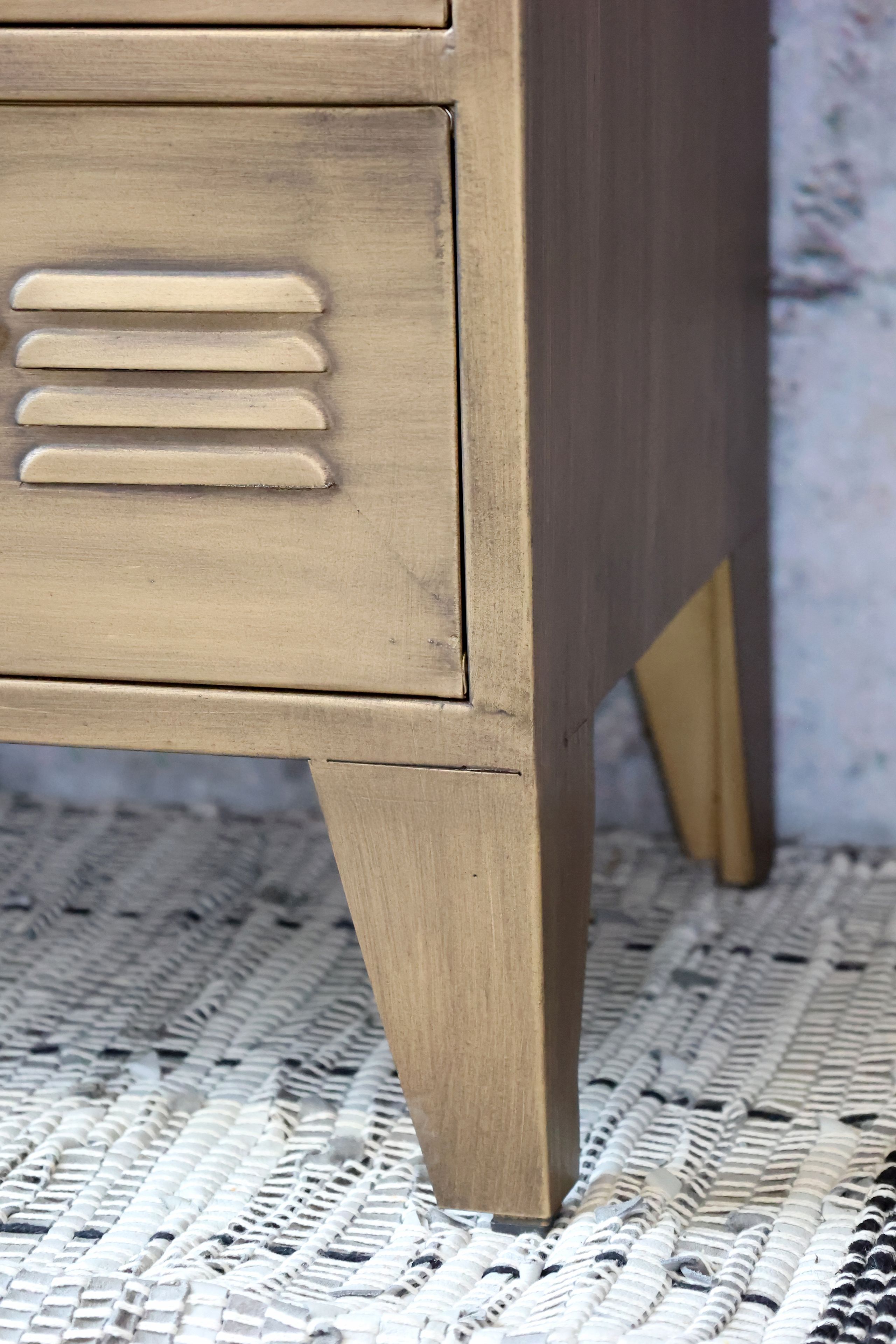 Industrial Kommode Spind Amaury Metall 6 Fächer Antik-Messing