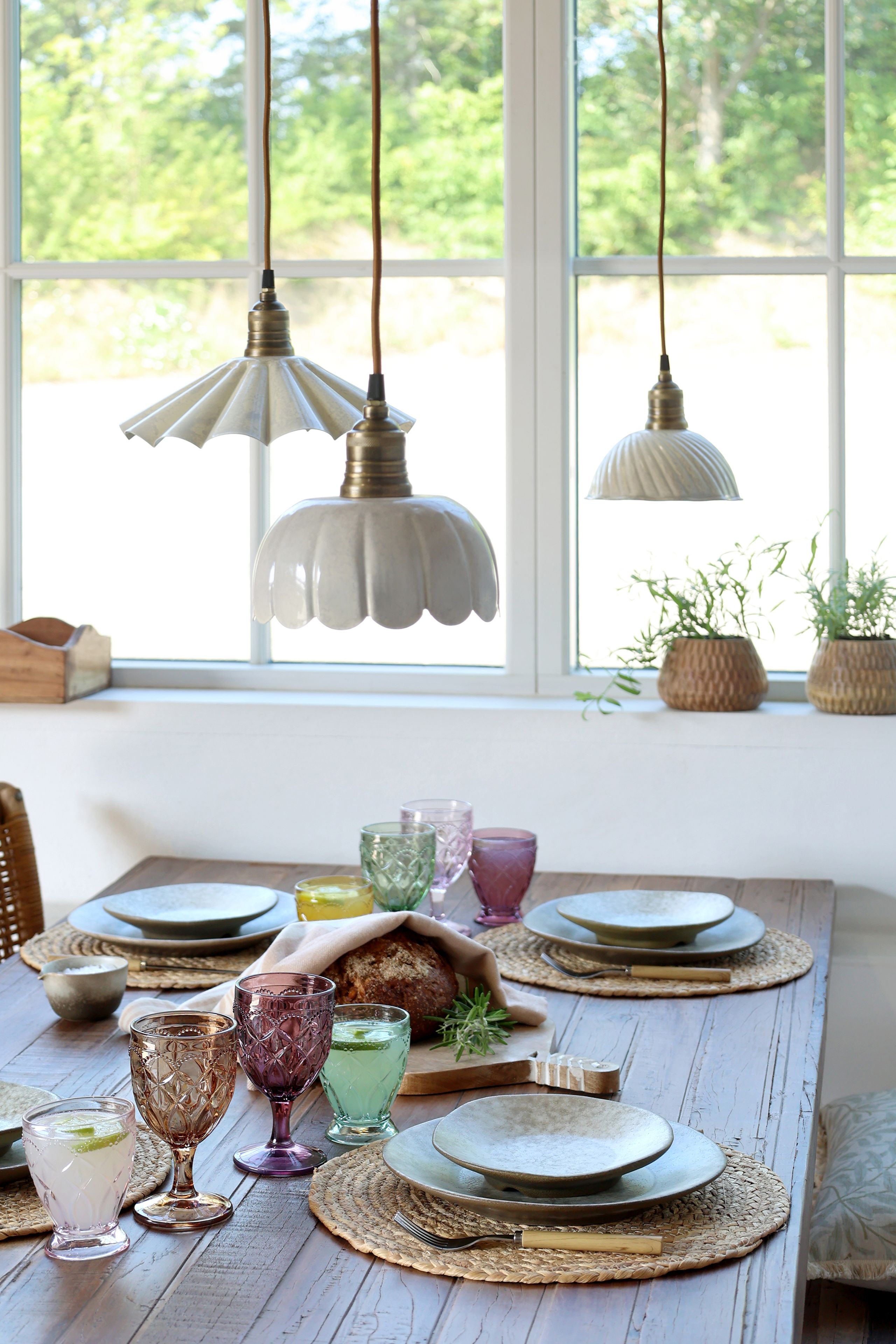 Vintage Hängelampe Lunel Emaille Creme Messingfassung Modell 3