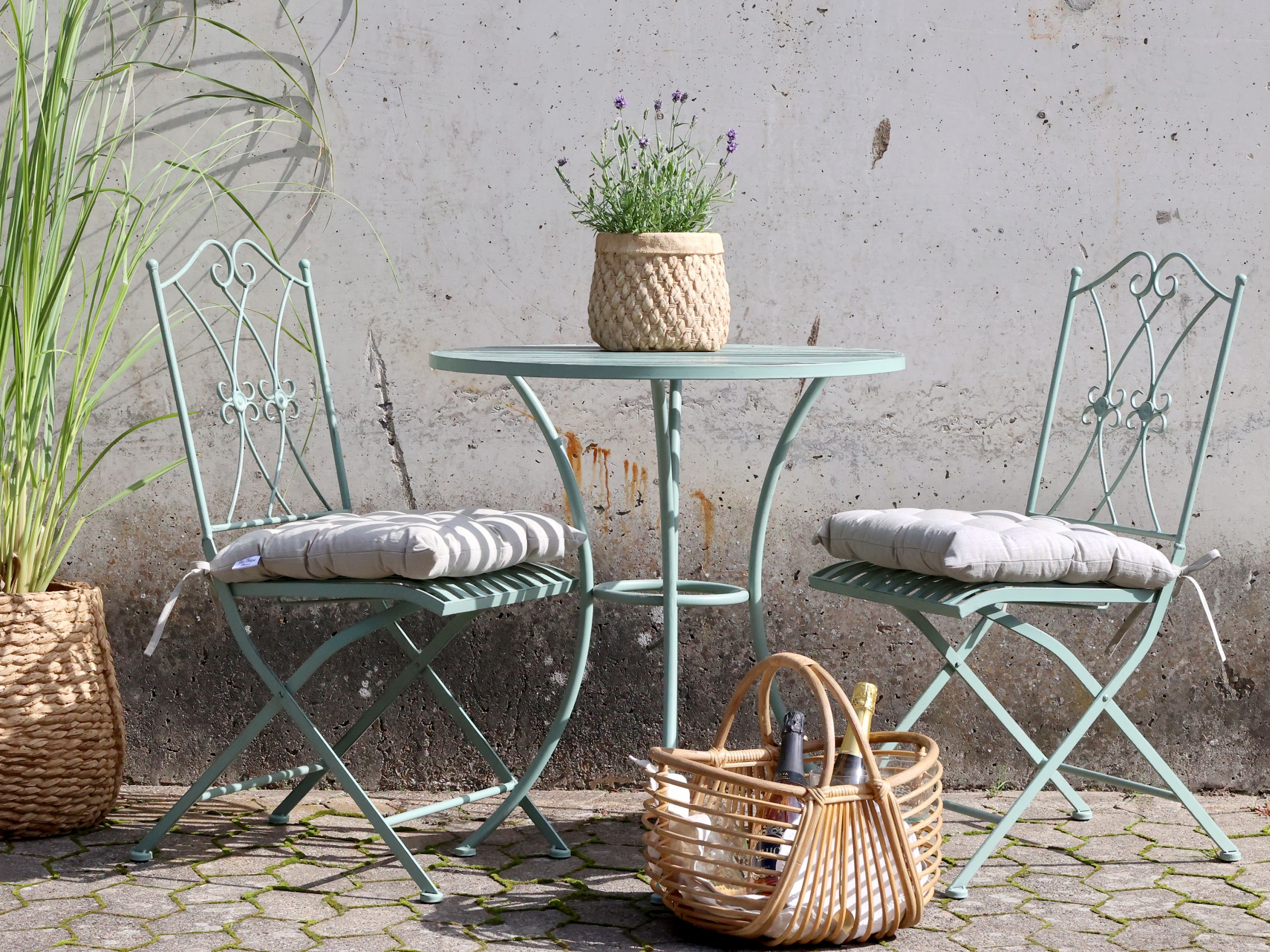 Vintage Set Jardin Metall Antik-Mint zwei Stühle ein Tisch