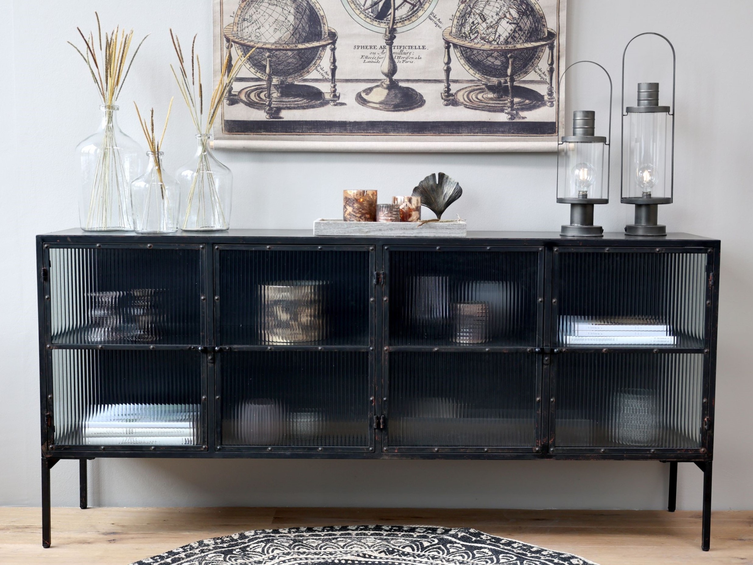 Industrial Vitrine Sideboard Blacksmith Fluted Metall/Glas 4 Türen 200 cm